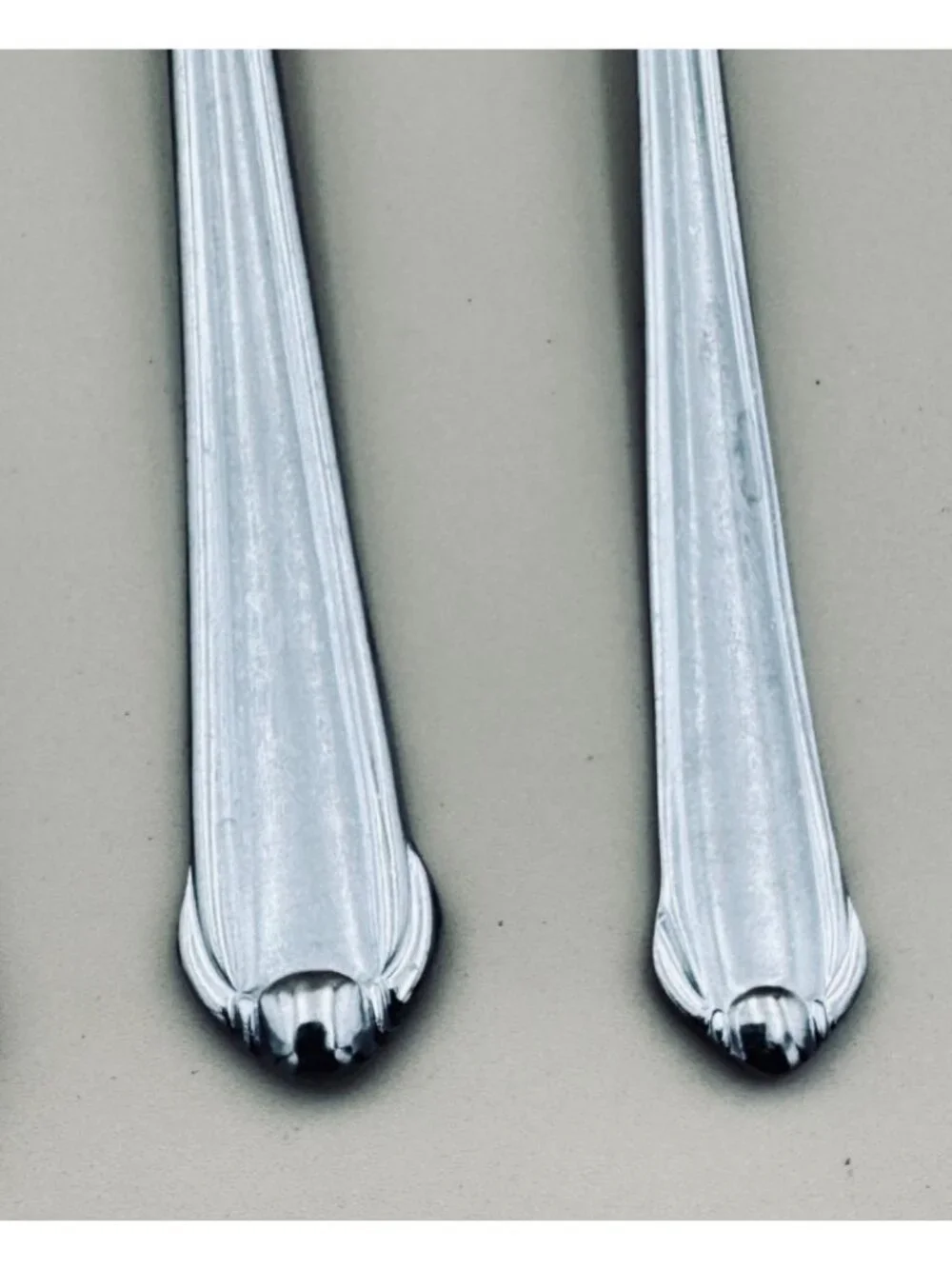 Mikasa CLASSICO SATIN 5 Piece Place Setting Stainless Steel Flatware